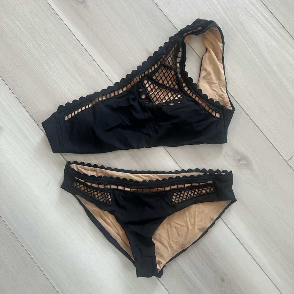 Black and Tan Women's Swimwear Set